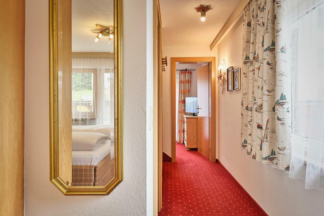 Hotel Garni Sursilva Lech am Arlberg Dış mekan fotoğraf